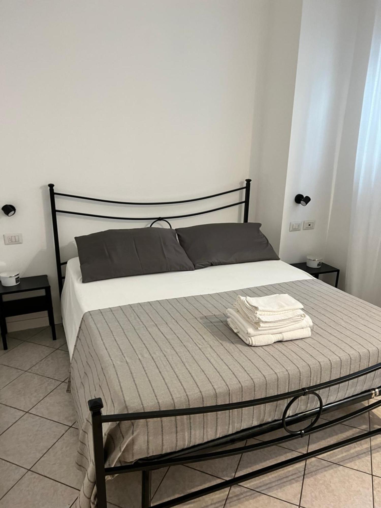 Jacam Home Free Parking Como Albese Con Cassano Extérieur photo